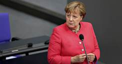Brexit, Angela Merkel: Ue si prepari a uscita senza accordo. Scontro Londra-Bruxelles sulladesione alle norme comunitarie
