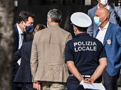 Gregoretti, via al processo contro Salvini. Ma il pm: archiviare, non ci fu sequestro di persona